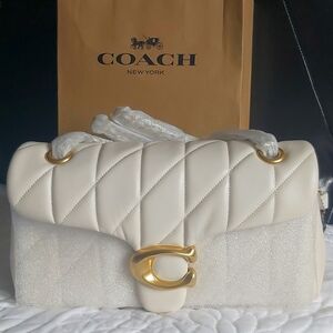Coach Quilted Tabby 26 white